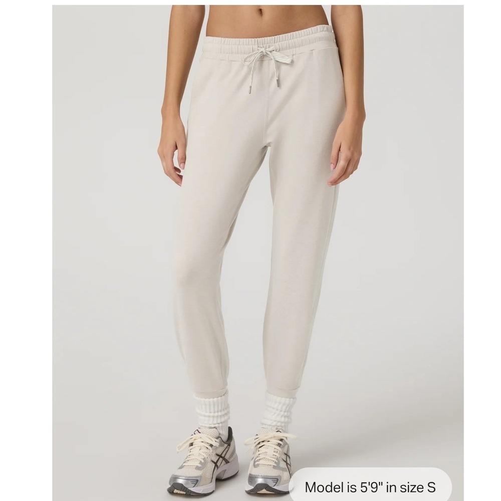 Vuori Performance Jogger Ecru Heather Size S Cream